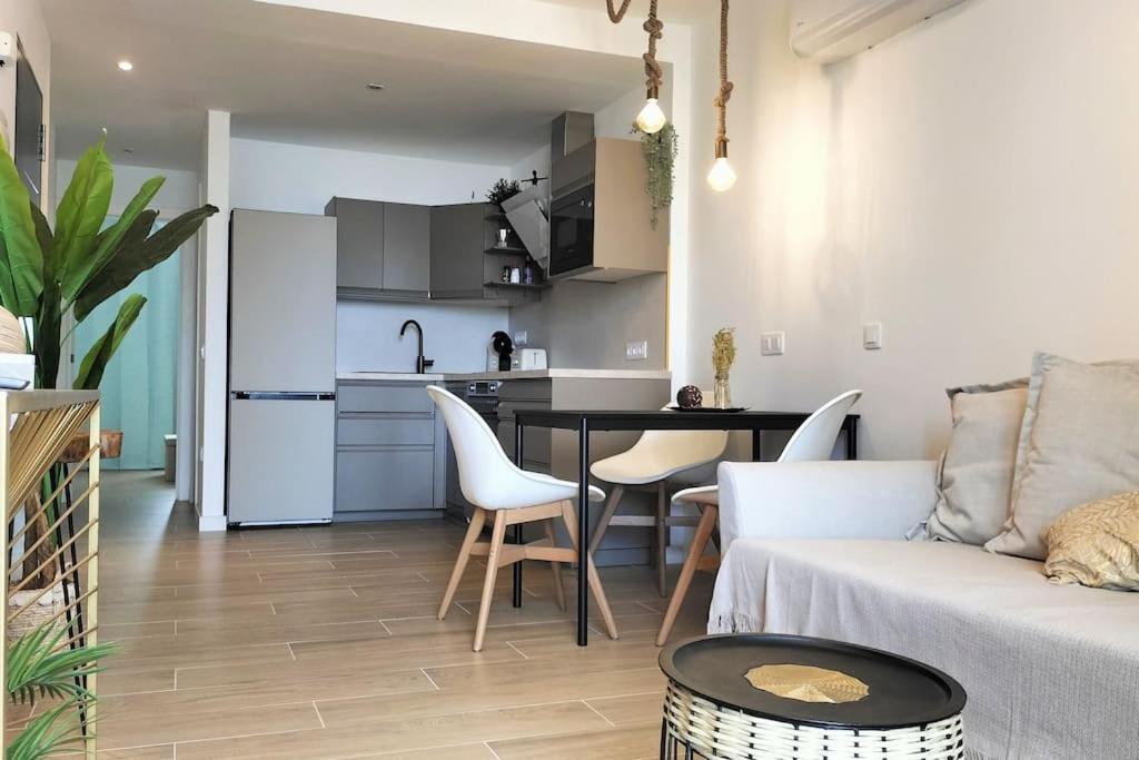 Apartament Luxury Penthouse Valentin With Jacuzzi Corralejo Zewnętrze zdjęcie
